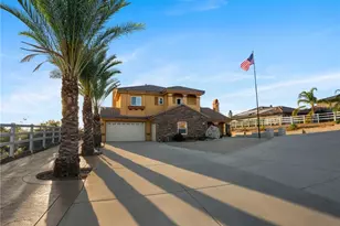 17531 Fairbreeze Ct, Riverside, CA 92504 - Photo 1