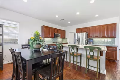 28473 Connick Place, Saugus, CA 91350 - Photo 18