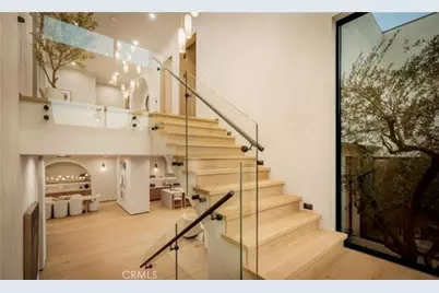 15447 Huston, Sherman Oaks, CA 91403 - Photo 32