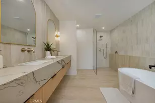 5551 Valerie Ave, Woodland Hills, CA 91367 - Photo 22