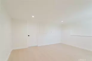941 Sherlock Dr, Burbank, CA 91501 - Photo 70