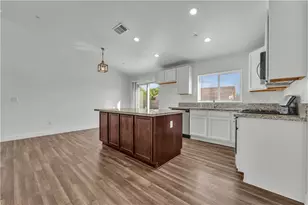 10016 Mendiburu, California City, CA 93505 - Photo 6