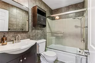 7023 De Celis, Van Nuys, CA 91406 - Photo 18