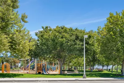 25730 Hawthorne Place, Stevenson Ranch, CA 91381 - Photo 40