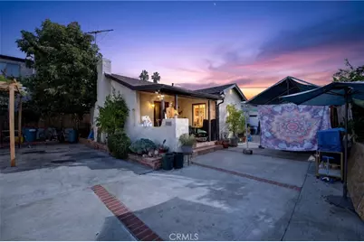 6856 Laurel Canyon Boulevard, North Hollywood, CA 91605 - Photo 2