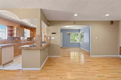 10561 Marklein, Los Angeles, CA 91345 - Photo 8