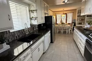 3812 Alum Ave, Bakersfield, CA 93309 - Photo 10