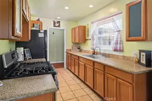 1311 Knox St, San Fernando, CA 91340 - Photo 12