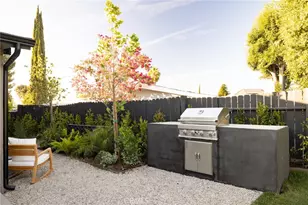 5746 McDonie, Woodland Hills, CA 91367 - Photo 34