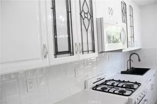 5317 Coldwater Canyon Ave, Sherman Oaks, CA 91401 - Photo 10
