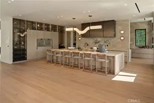 16093 Royal Oak Rd, Encino, CA 91436 - Photo 26