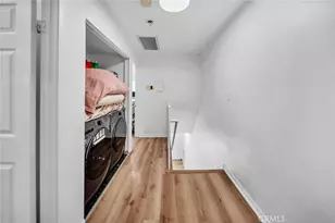 13412 Burbank, Sherman Oaks, CA 91401 - Photo 22