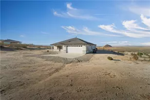 10715 Wilson, California City, CA 93505 - Photo 28