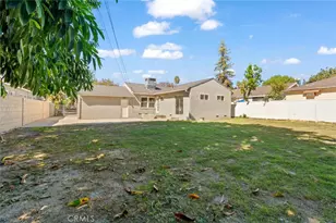 8944 Darby Ave, Northridge, CA 91325 - Photo 26