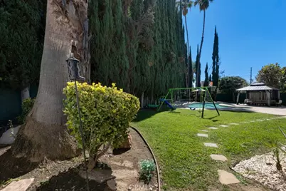 22828 Hartland Street, West Hills, CA 91307 - Photo 46