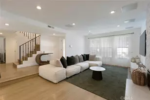 22828 Hartland St, West Hills, CA 91307 - Photo 4