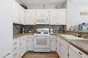 23653 Silverhawk, Valencia, CA 91354 - Photo 8