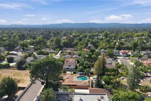8633 Zelzah, Northridge, CA 91325 - Photo 70