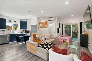 8633 Zelzah, Northridge, CA 91325 - Photo 10