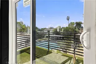 8633 Zelzah, Northridge, CA 91325 - Photo 20