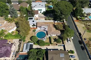 8633 Zelzah, Northridge, CA 91325 - Photo 64