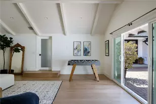 225 Notteargenta Rd, Pacific Palisades, CA 90272 - Photo 32