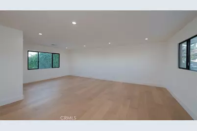 23310 Aetna Street, Woodland Hills, CA 91367 - Photo 14