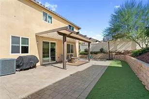 13422 Red Hawk Dr, Sylmar, CA 91342 - Photo 56