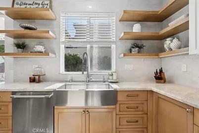 13422 Red Hawk Drive, Sylmar, CA 91342 - Photo 24