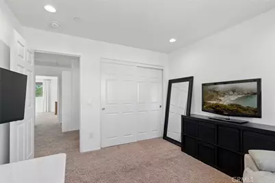13422 Red Hawk Drive, Sylmar, CA 91342 - Photo 48