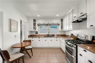 1569 S Orange Grove Ave, Los Angeles, CA 90019 - Photo 8