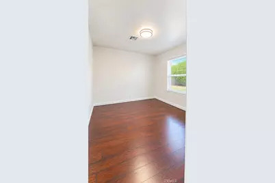 30368 Orange, Shafter, CA 93263 - Photo 18