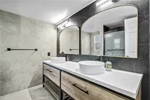 22763 Macfarlane, Woodland Hills, CA 91364 - Photo 28