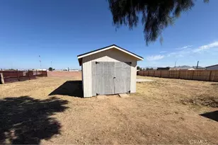 716 W Church Ave, Ridgecrest, CA 93555 - Photo 12