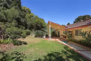 3433 Green Vista Dr, Encino, CA 91436 - Photo 30