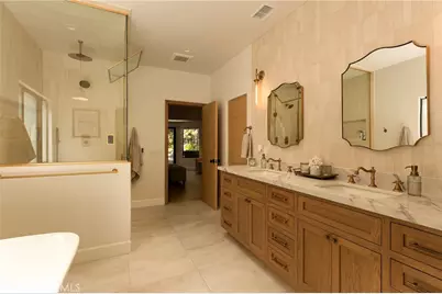 5959 Woodland View Drive, Woodland Hills, CA 91367 - Photo 30