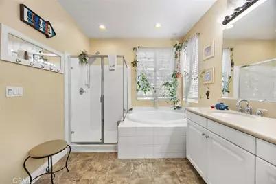 6119 Pilar Way, Bakersfield, CA 93306 - Photo 16
