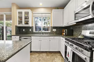6119 Pilar Way, Bakersfield, CA 93306 - Photo 10