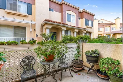 27010 Karns Court #61202, Canyon Country, CA 91387 - Photo 18