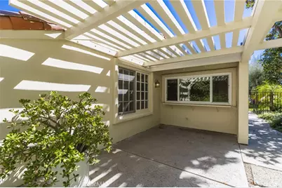 23252 Park Ensenada, Calabasas, CA 91302 - Photo 42