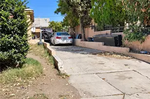 8536 Cayuga Ave, Los Angeles, CA 91352 - Photo 2