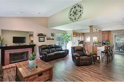 27921 Beechnut Circle, Valencia, CA 91354 - Photo 4