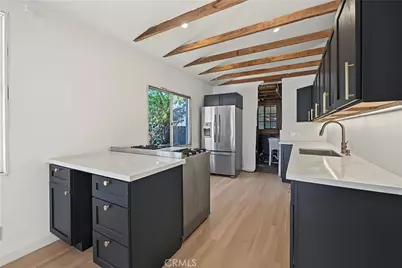 7050 Shadygrove, Tujunga, CA 91042 - Photo 8
