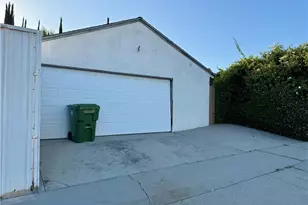 20701 Stagg, Canoga Park, CA 91306 - Photo 18