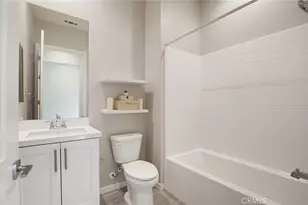 25110 Citron Ln, Canyon Country, CA 91387 - Photo 20