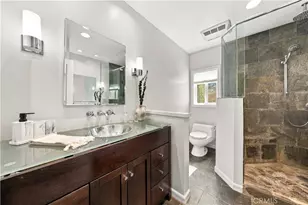 4223 Mooncrest Pl, Encino, CA 91436 - Photo 18