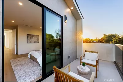 12408 Cumpston Street, Valley Village, CA 91607 - Photo 48