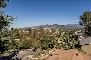 718 E Cypress St, Glendale, CA 91205 - Photo 32