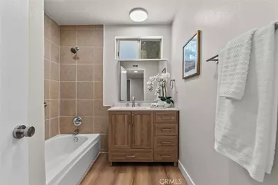 24716 Fain, Newhall, CA 91321 - Photo 26