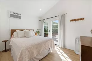 22227 Avenue San Luis, Woodland Hills, CA 91364 - Photo 34